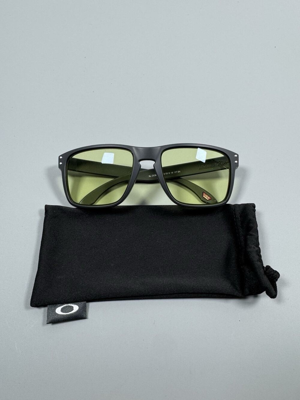 Oakley Men's OO9417 Holbrook XL Square Sunglasses Matte Carbon 59mm Full Rim